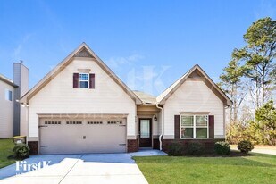 510 Country Ridge Dr in Hoschton, GA - Building Photo