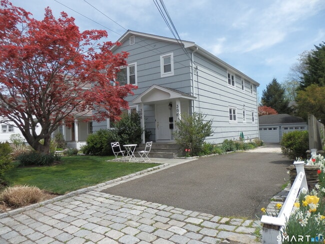 property at 306 Grovers Ave