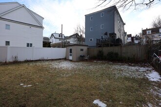 6 Harriet St, Unit 1 in Boston, MA - Building Photo - Building Photo