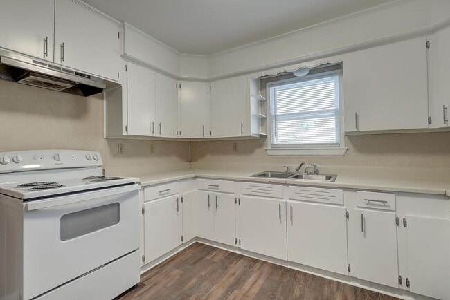 property at 10921 Shady Ln