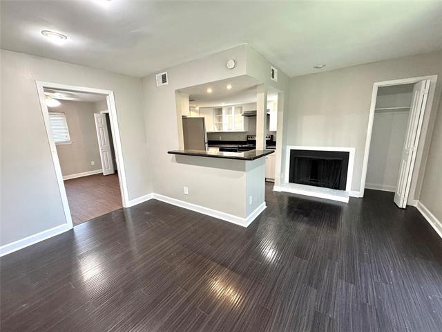 property at 4023 N Hall St