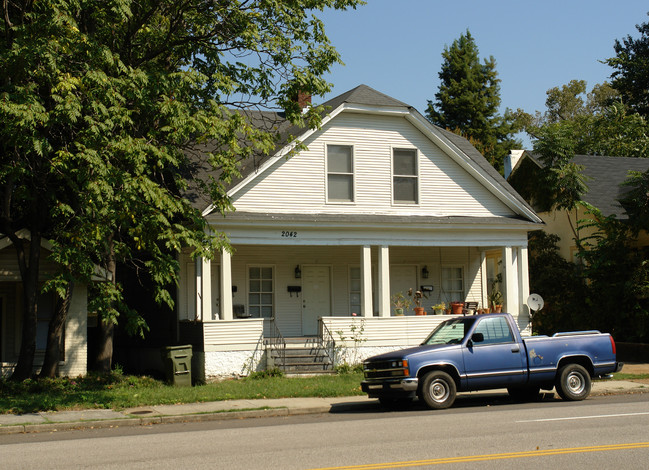 2042 Peabody Ave in Memphis, TN - Foto de edificio - Building Photo