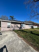 1915 Legion St in Lake Charles, LA - Building Photo