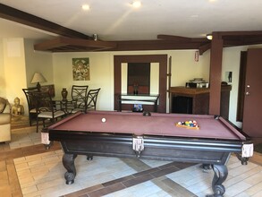 1128 Ocean Park Blvd in Santa Monica, CA - Building Photo - Building Photo