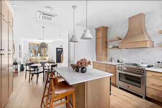 10 Hausman St in Brooklyn, NY - Building Photo - Building Photo
