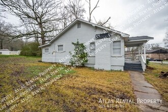 405 Oakwood Ave in Hueytown, AL - Building Photo - Building Photo