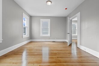 857 Noble Ave in Bridgeport, CT - Building Photo - Building Photo