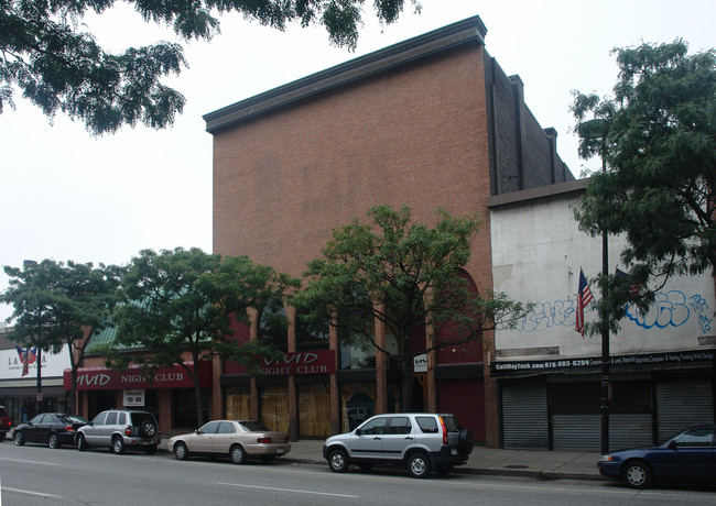 381-391 Essex St in Lawrence, MA - Building Photo - Building Photo