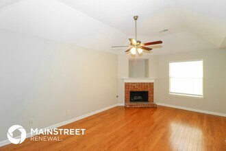 9208 Lazzini Cove in Cordova, TN - Foto de edificio - Building Photo