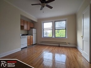 4542 N Damen Ave in Chicago, IL - Building Photo - Building Photo