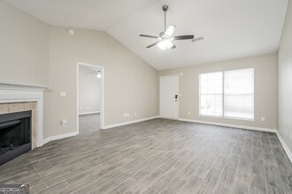 145 Fairclift Dr in Covington, GA - Building Photo - Building Photo