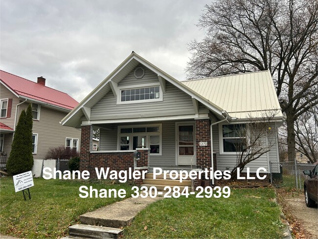 property at 1370 S Freedom Ave