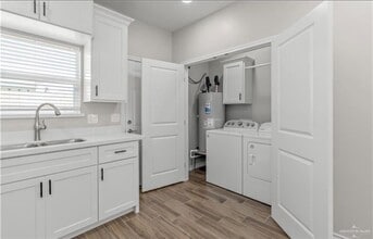 17 Israel E Ave in Alton, TX - Building Photo - Building Photo