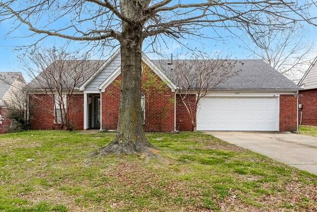 property at 7752 Parkwood Cove