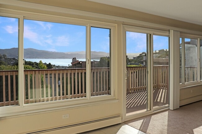 property at 99 Marinero Cir