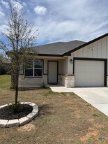 122 Wind Ridge Dr in Copperas Cove, TX - Building Photo