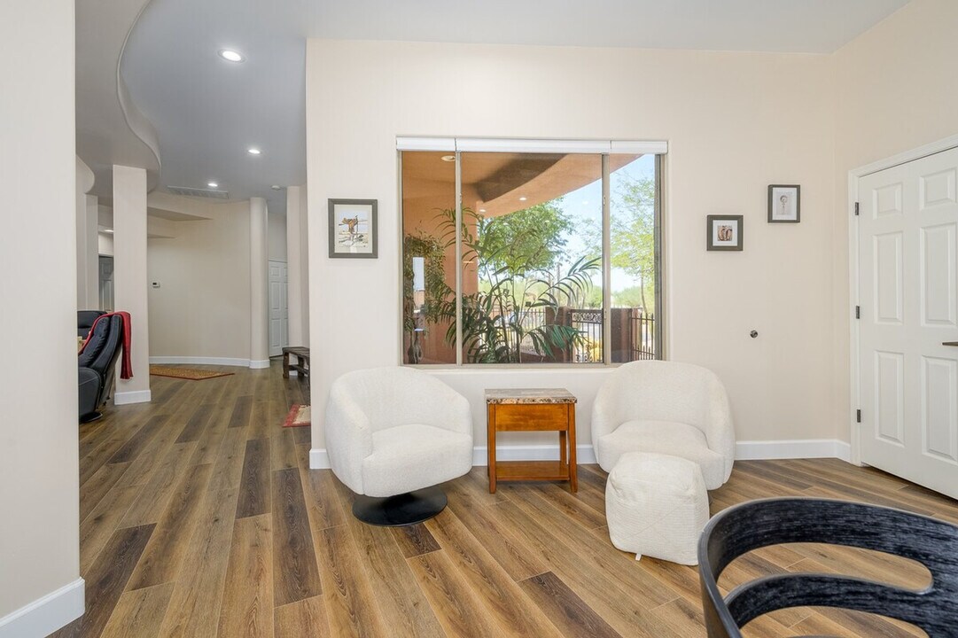 39609 N 2nd Way in Phoenix, AZ - Building Photo