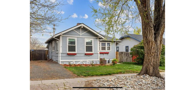 2472 Ames St in Edgewater, CO - Foto de edificio - Building Photo