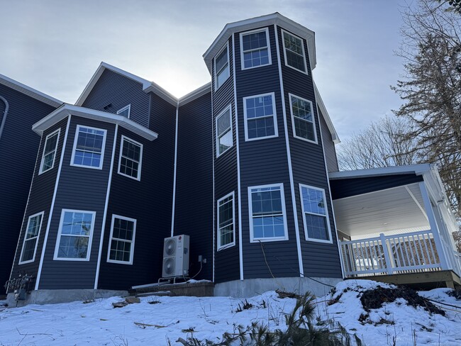 27 Quinnipiac Ave in North Haven, CT - Building Photo - Building Photo