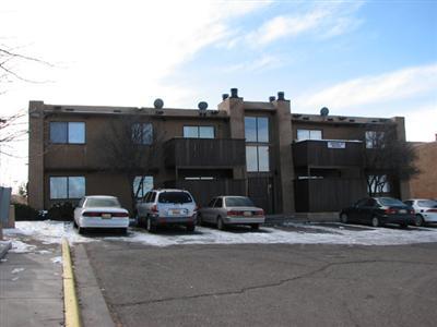 1300 Rufina Ln in Santa Fe, NM - Foto de edificio - Building Photo