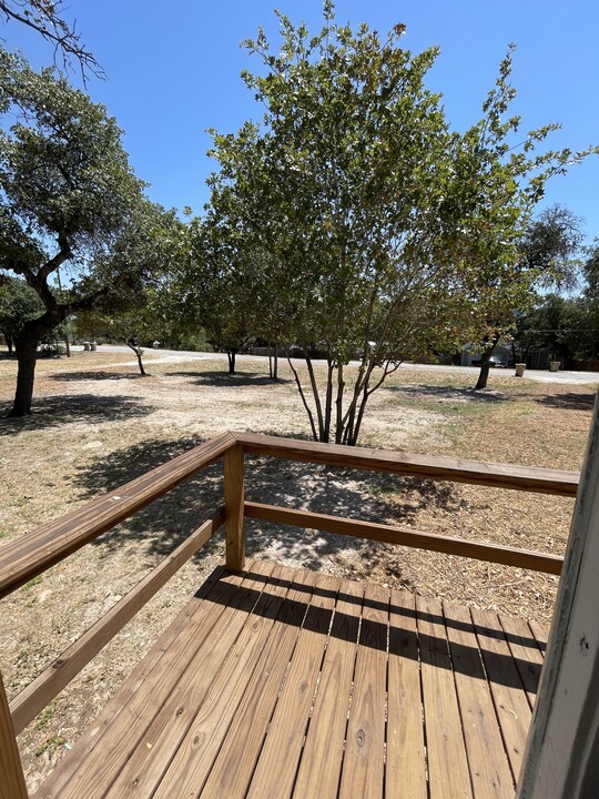 22915 Sweet Liberty in Elmendorf, TX - Building Photo