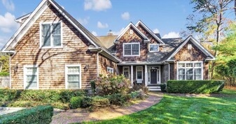 38 Bridle Path in Westhampton Beach, NY - Building Photo