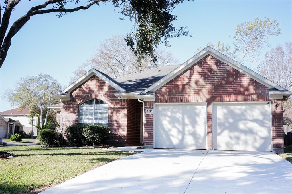 3218 Millers Oak Ln in Sugar Land, TX - Building Photo