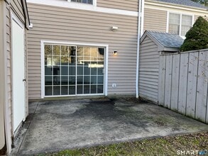 41 Tamarack Ave in Danbury, CT - Building Photo - Building Photo