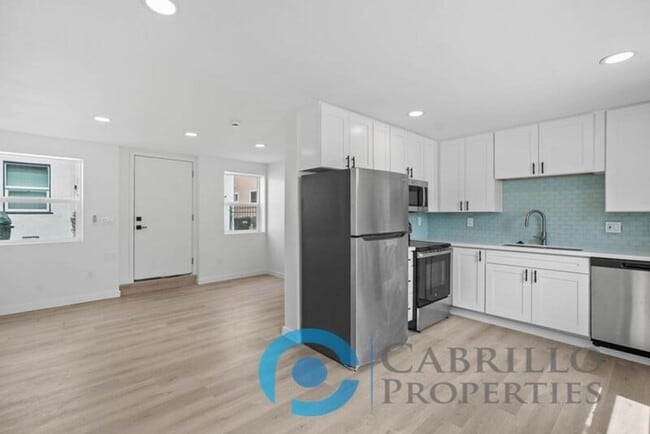 4569 North Ave in San Diego, CA - Building Photo - Building Photo