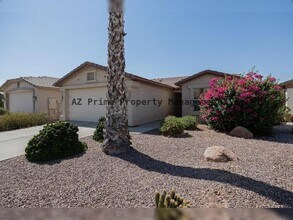 3431 E Torrey Pines Ln in Chandler, AZ - Building Photo - Building Photo