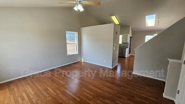 325 W 116th Ave in Northglenn, CO - Building Photo - Building Photo