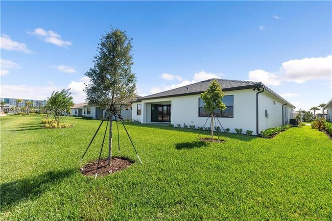 4546 Cumberland Ter in Oakland Park, FL - Foto de edificio - Building Photo