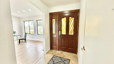 2591 Wilt Rd in Fallbrook, CA - Building Photo - Building Photo