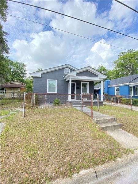 2125 Alaska St