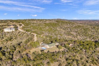 352 Lookout Mountain in Kingsland, TX - Building Photo - Building Photo
