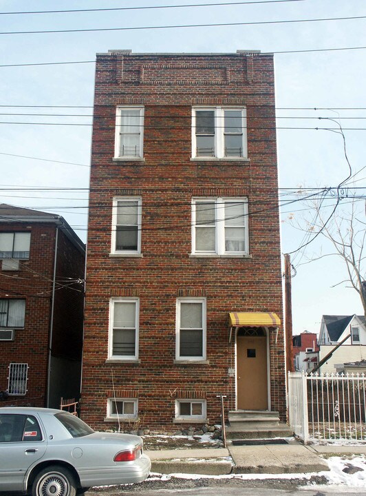 3728 Paulding Ave in Bronx, NY - Building Photo