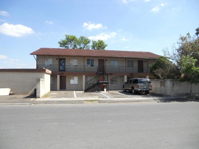 1120 Primrose in McAllen, TX - Foto de edificio