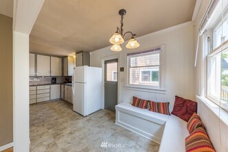 1629 James St in Bellingham, WA - Building Photo - Building Photo