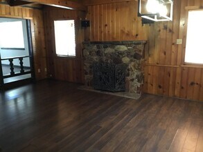 129 Maple Ln in Sugarloaf, CA - Building Photo - Building Photo