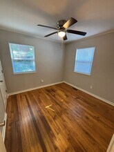 995 W Hickory St in Fayetteville, AR - Building Photo - Building Photo