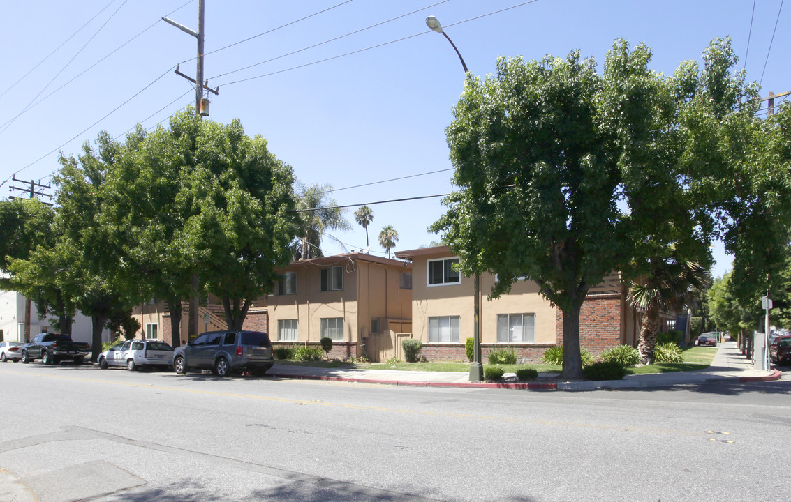 Palm Plaza Apartments in San Jose, CA - Foto de edificio