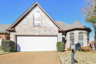 7436 Bakers Glenn Ln in Cordova, TN - Building Photo