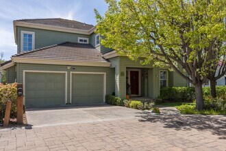 552 Island Pl in Redwood City, CA - Building Photo - Building Photo