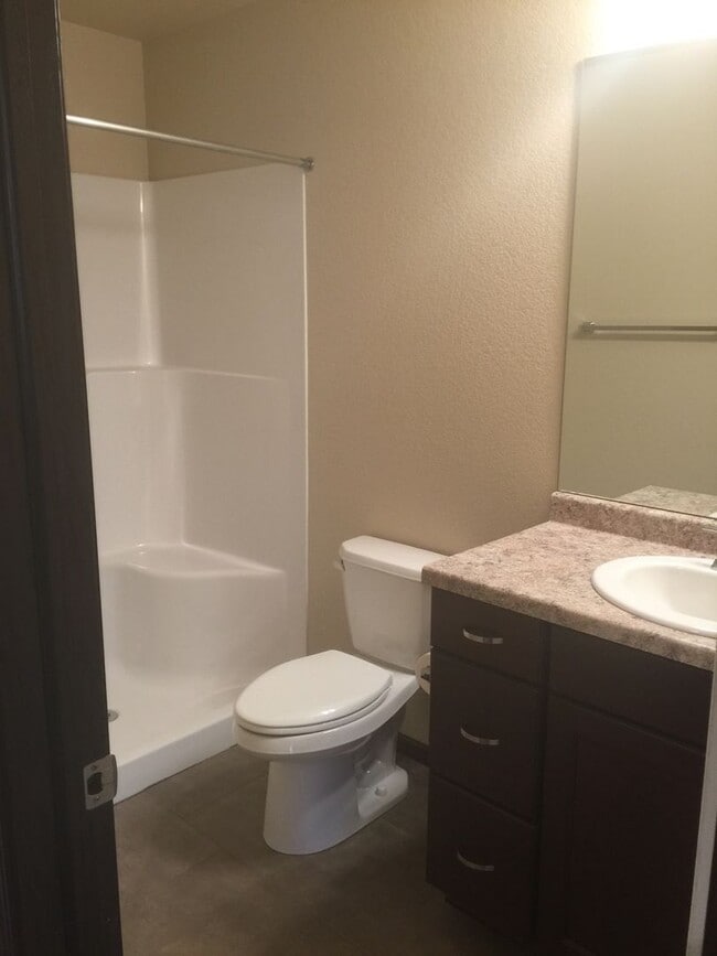4114 Normandy St in Bismarck, ND - Building Photo - Building Photo