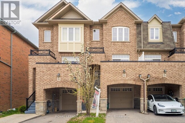 property at 82 Magdalene Cres