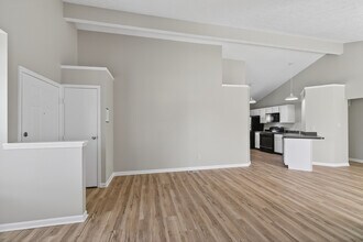 5829 Democracy Dr in Indianapolis, IN - Building Photo - Building Photo