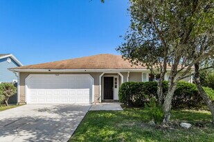 7969 Amandas Crossing Dr E in Jacksonville, FL - Building Photo