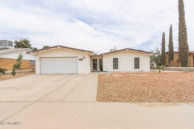 property at 2425 Anise Dr