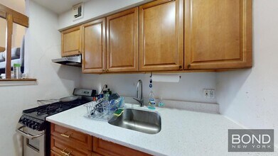 155 E 88th St in New York, NY - Building Photo - Building Photo