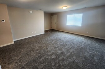 320 N Woodruff Ave, Unit 320 in Idaho Falls, ID - Building Photo - Building Photo